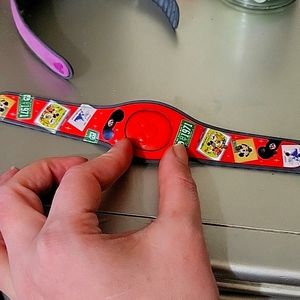 Men/women large limited release limited edition Disney world magic band rare